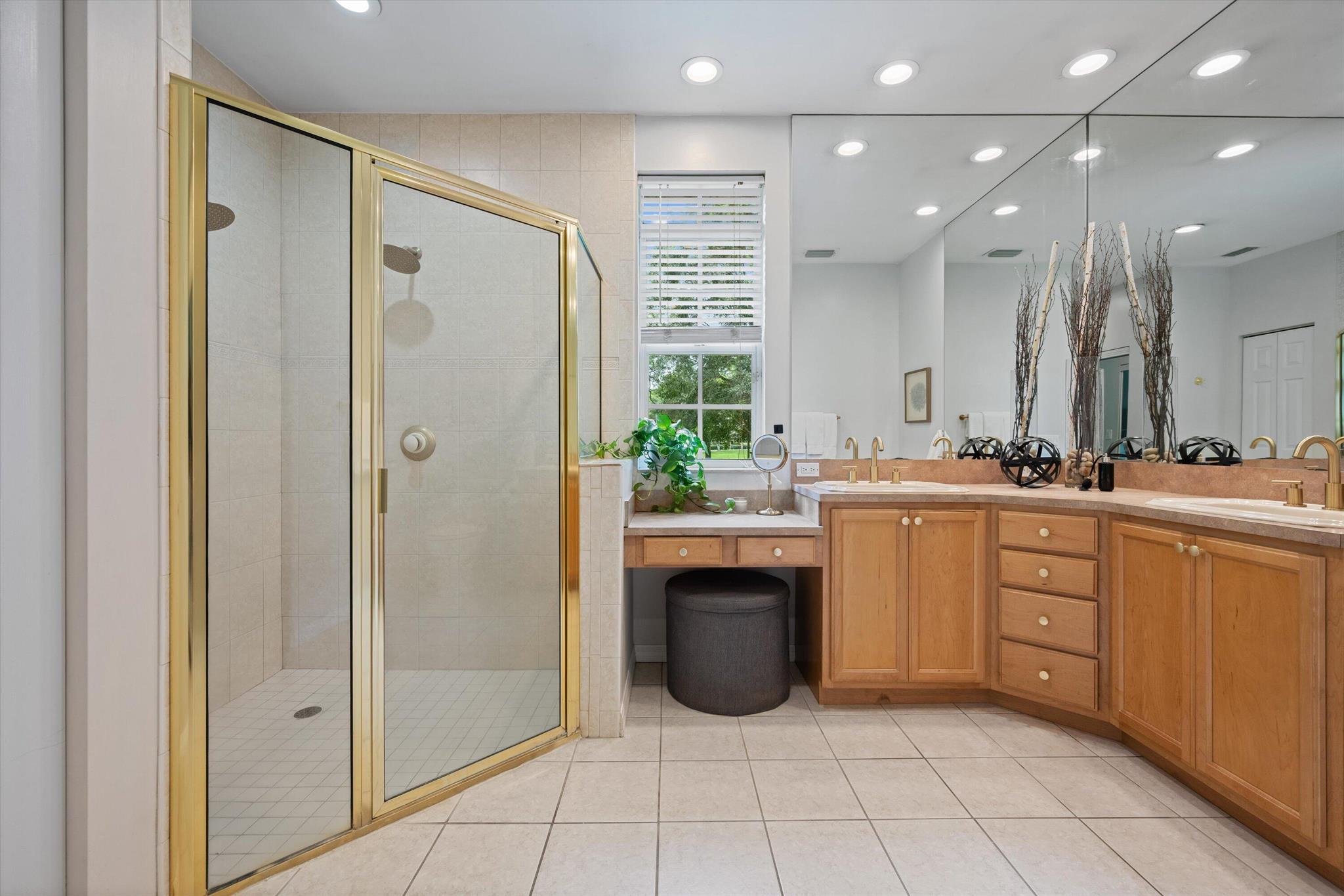 10771 154th Road N