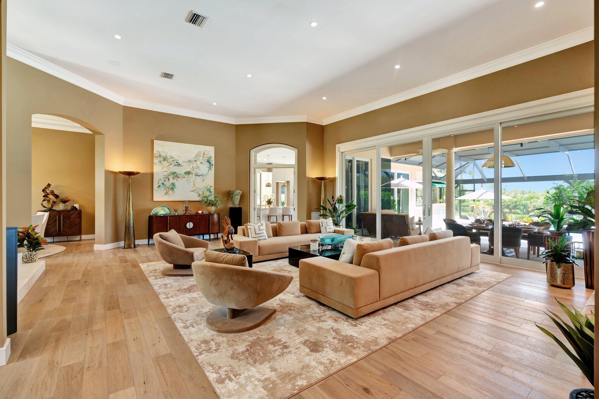 7701 SE Manhasset Place