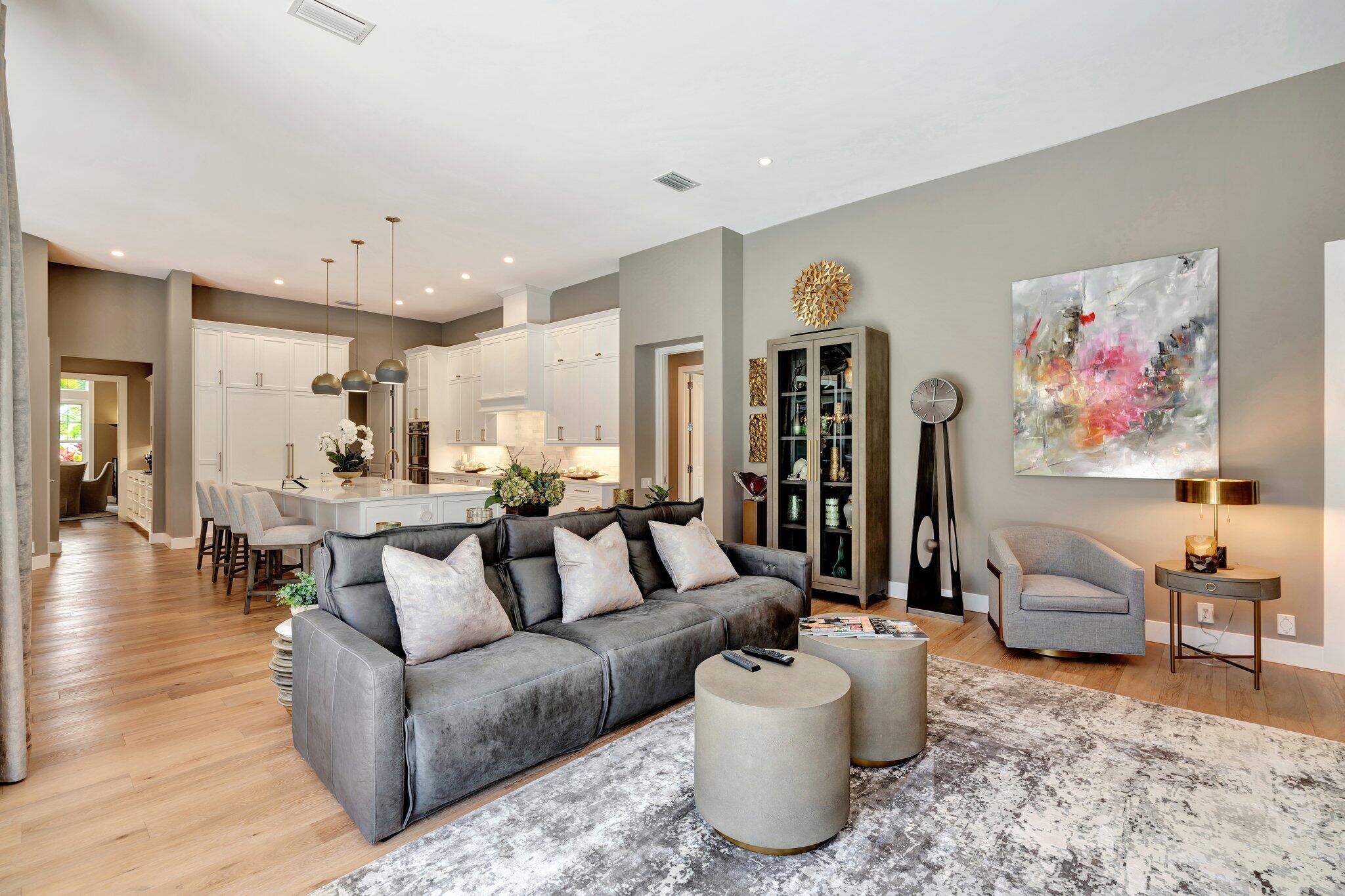 7701 SE Manhasset Place