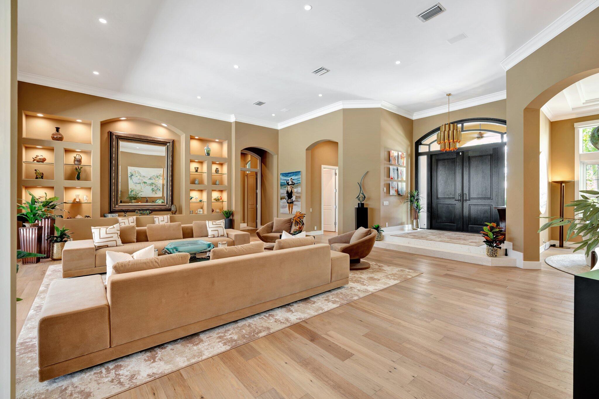 7701 SE Manhasset Place