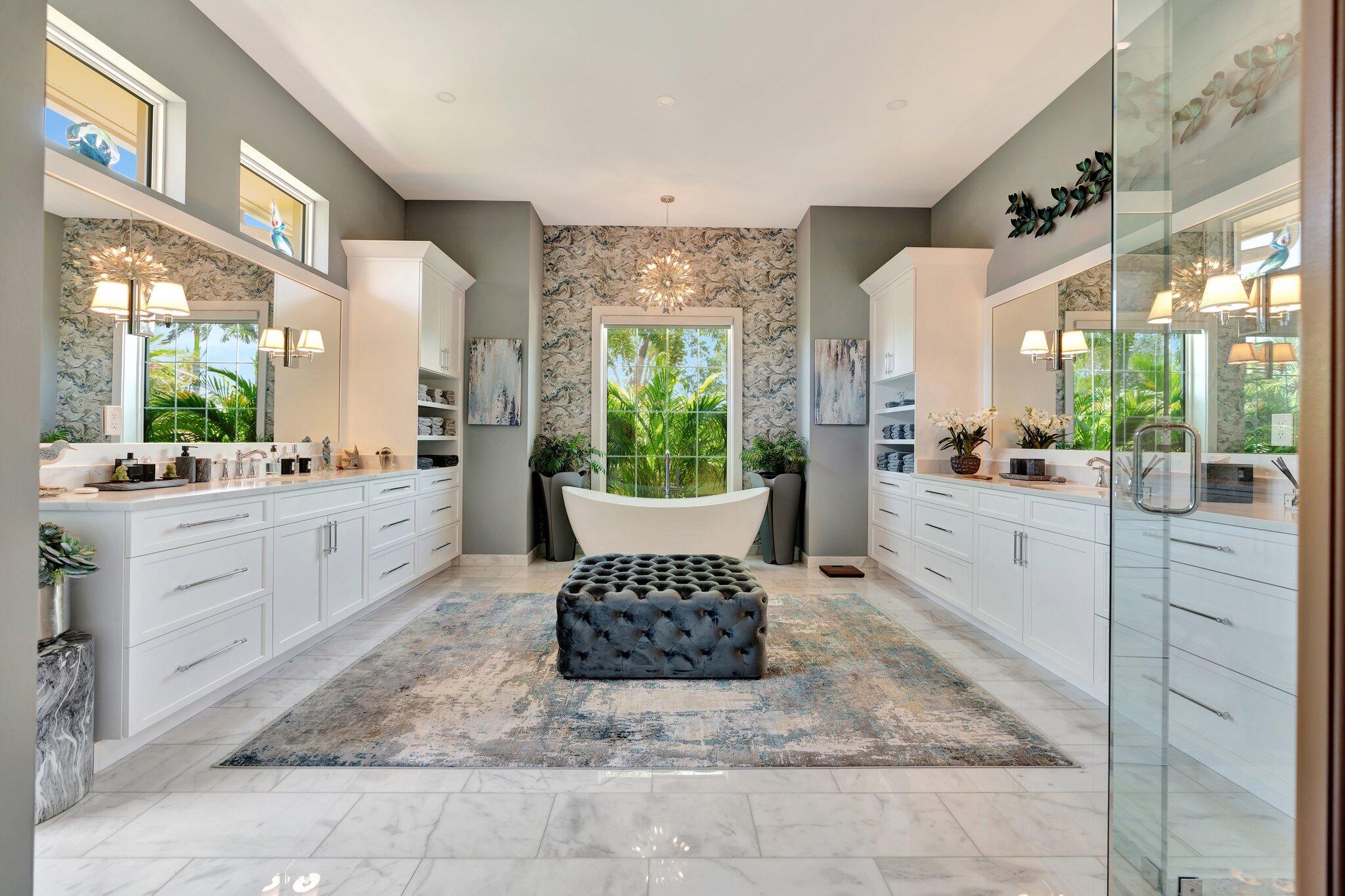 7701 SE Manhasset Place