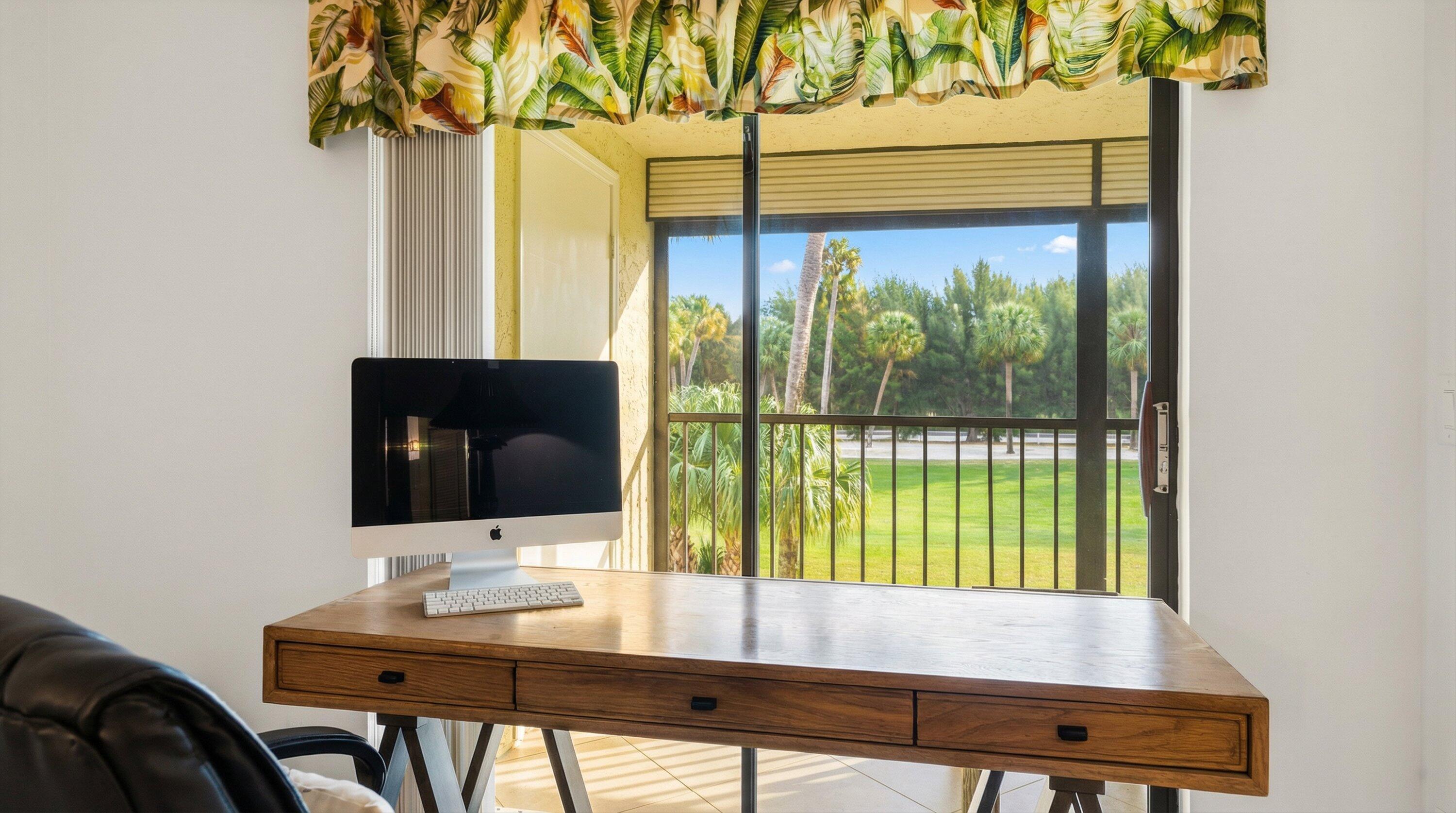 1102 N Keystone Drive N C