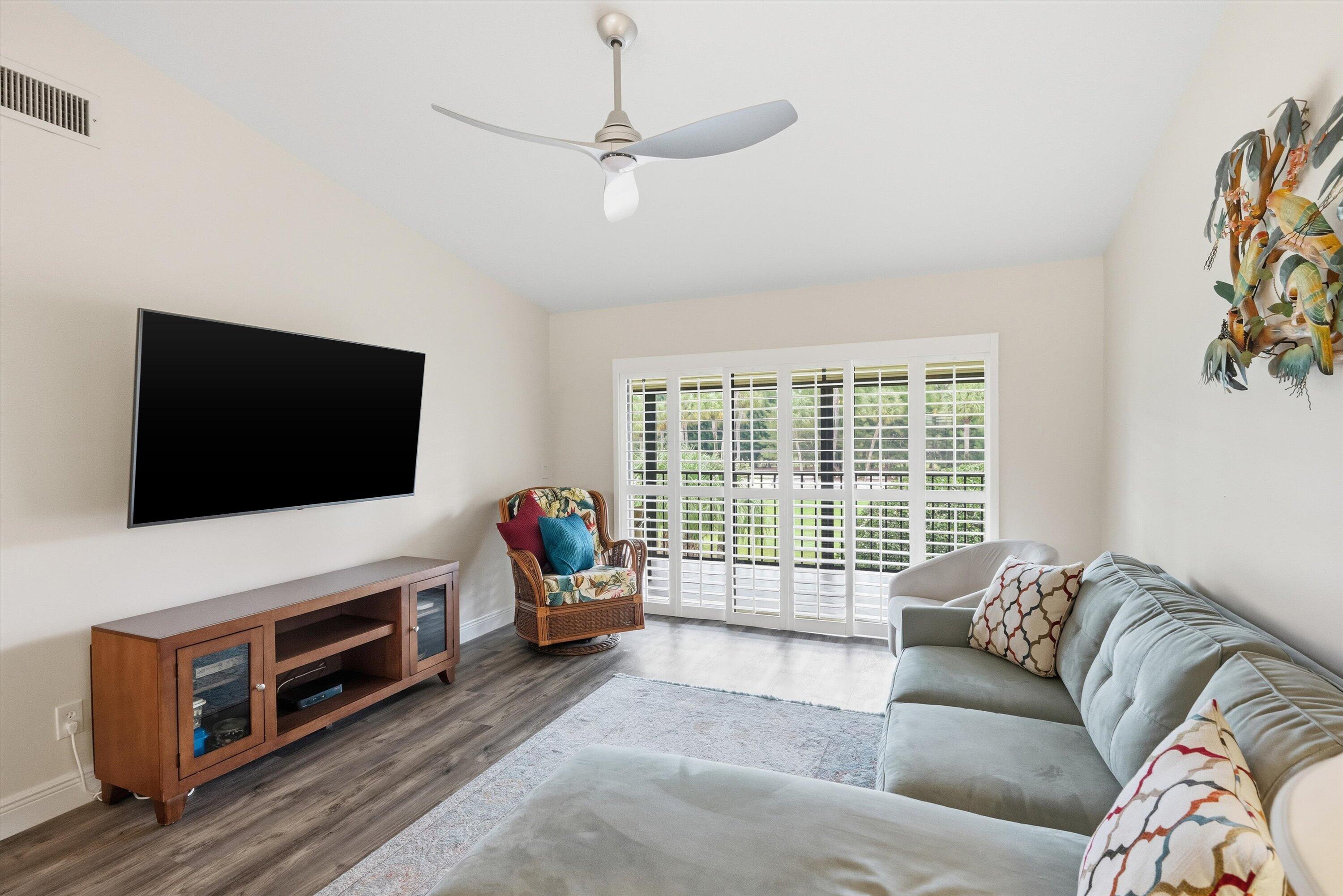 1102 N Keystone Drive N C