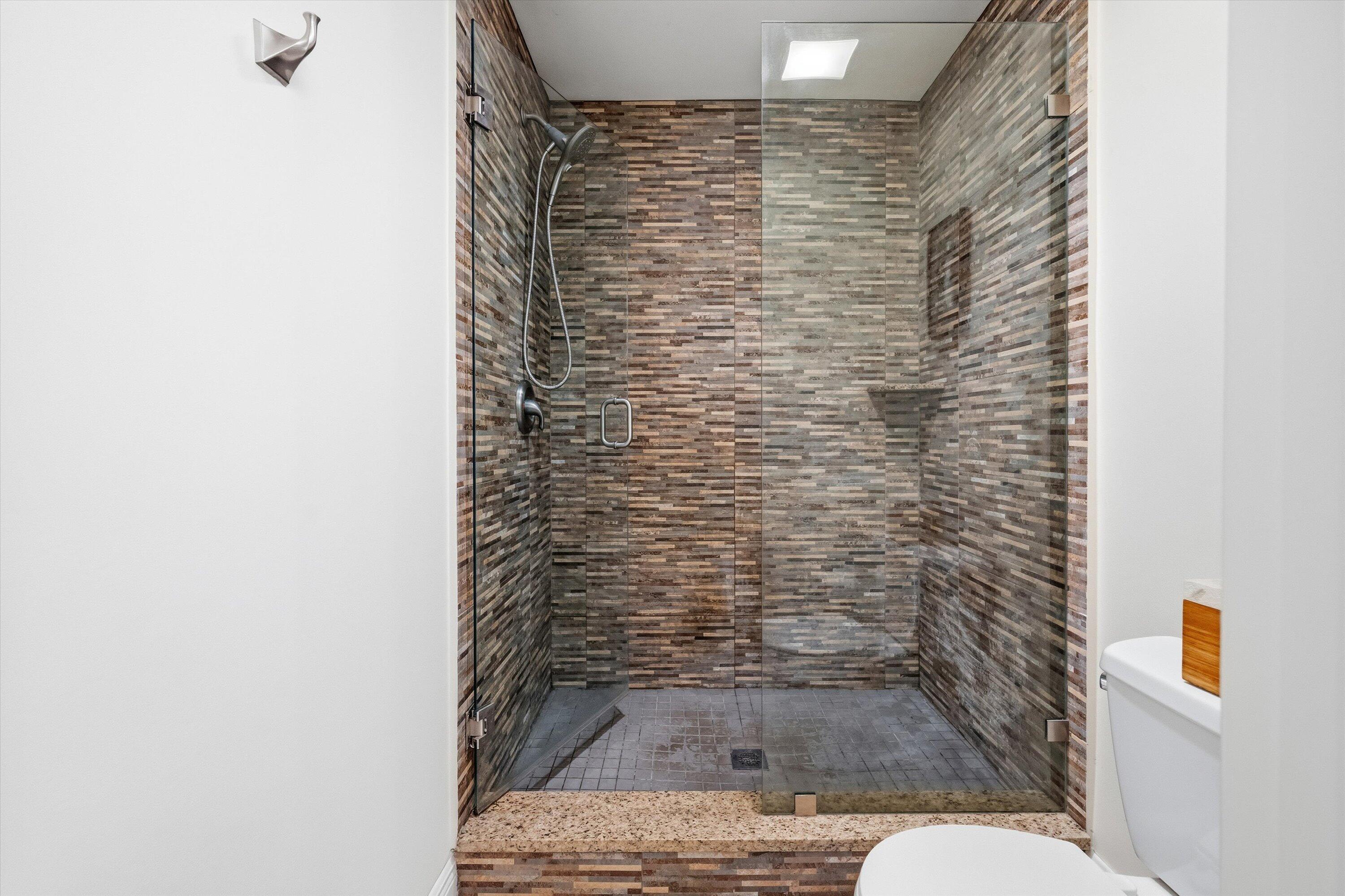 1102 N Keystone Drive N C