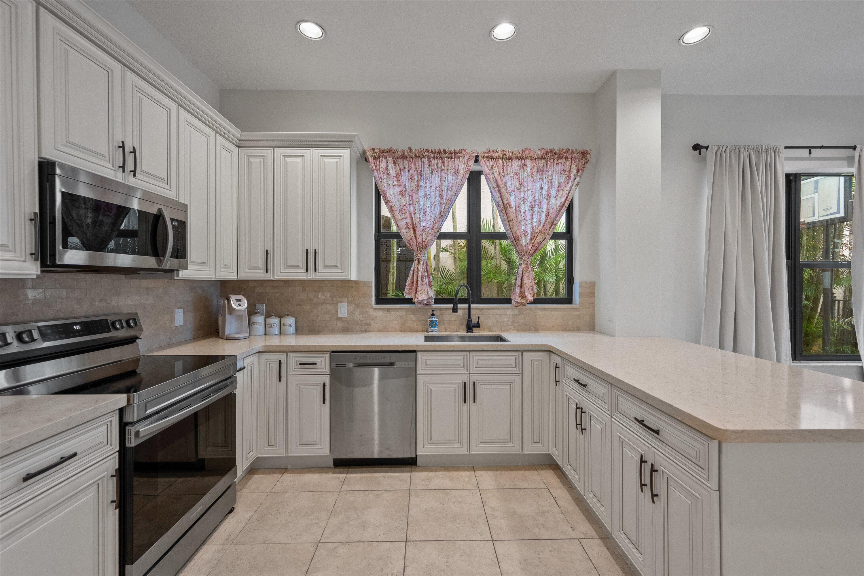 2055 Regents Boulevard