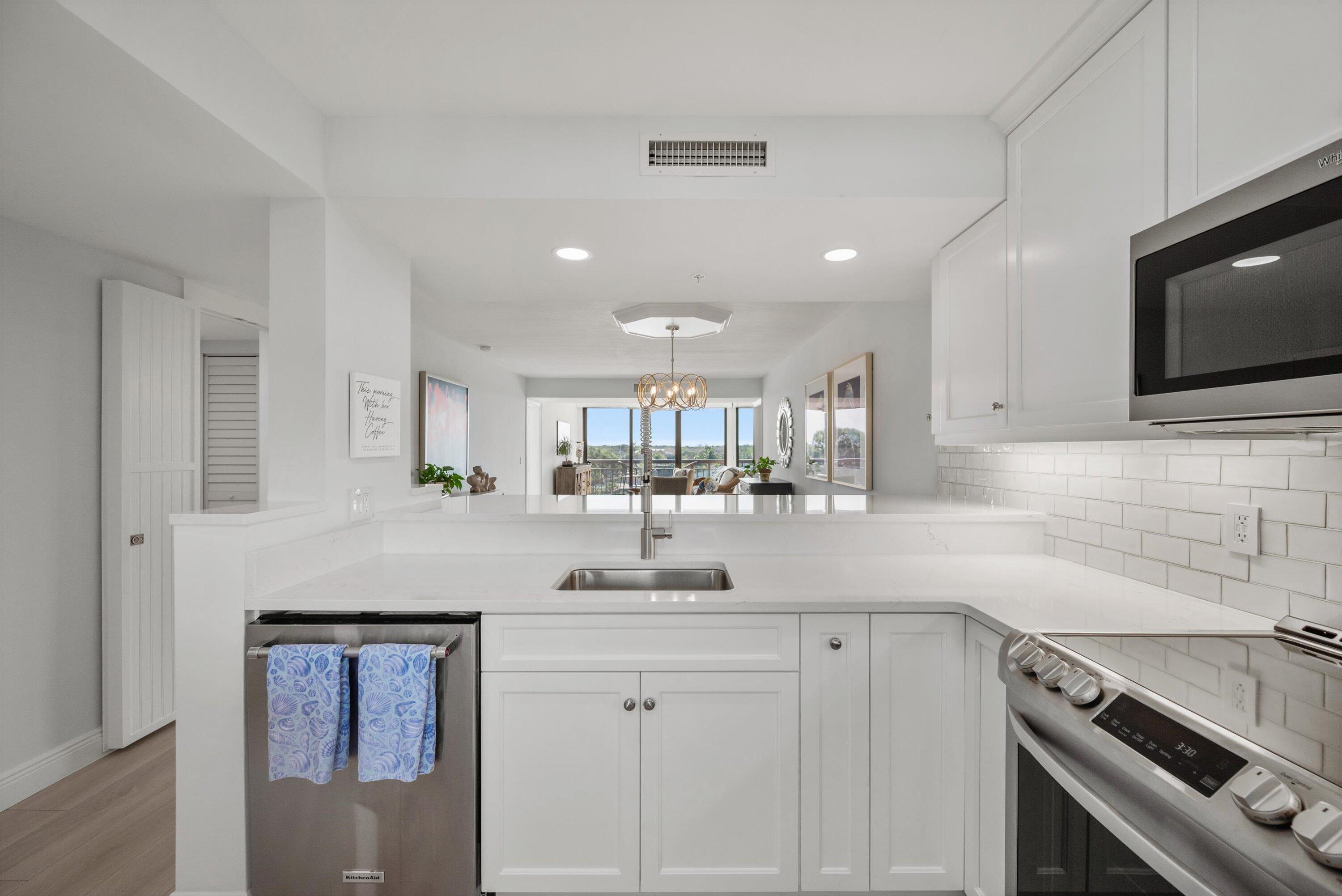 2001 Marina Isle Way 503