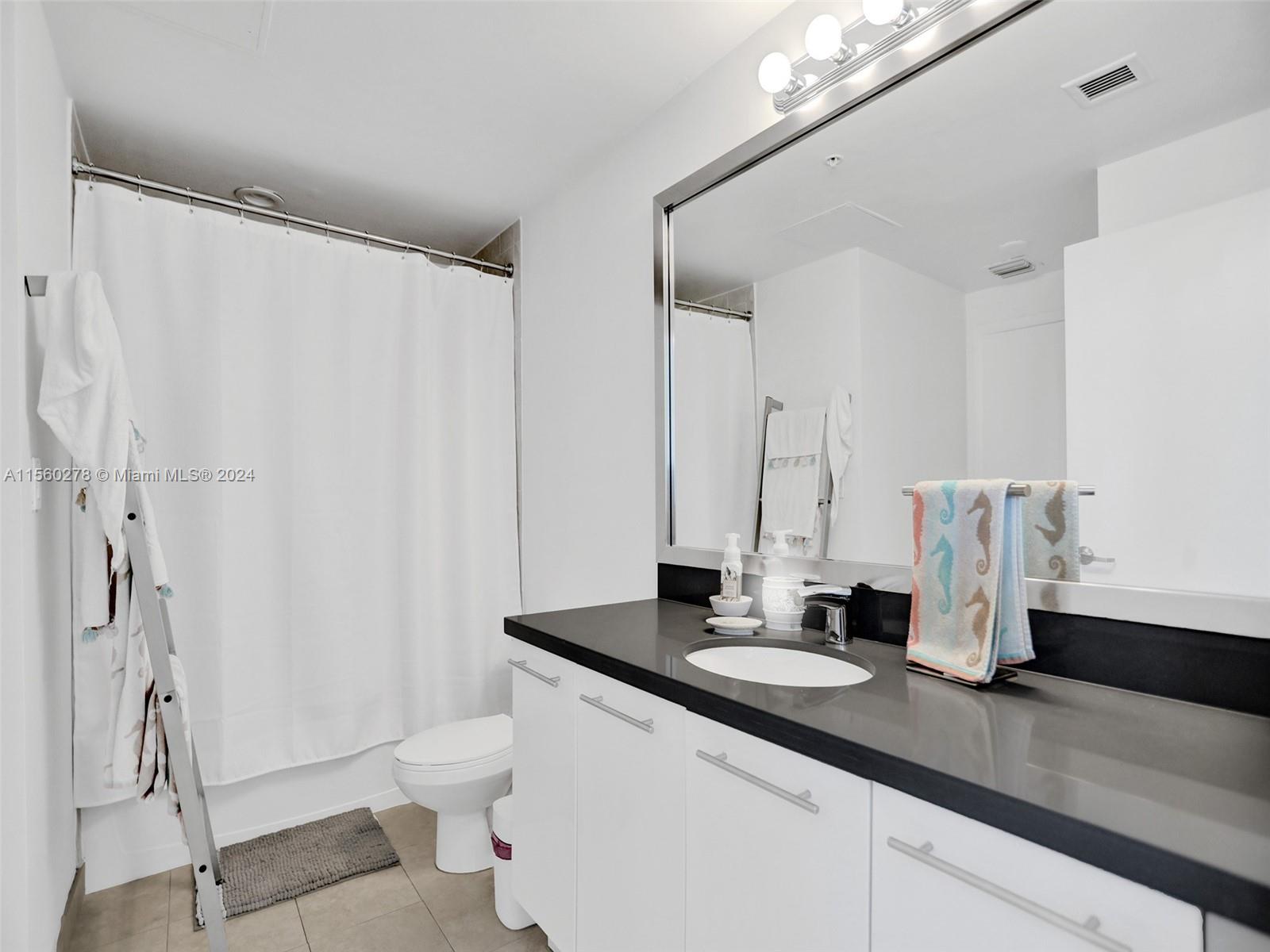 90 SW 3rd St # 2809