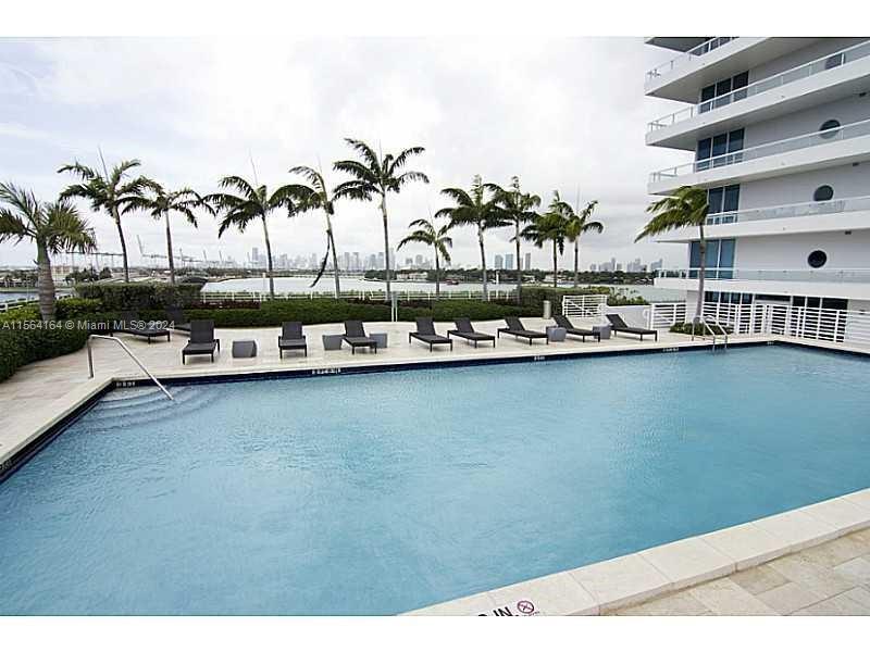 540 West Ave # 513