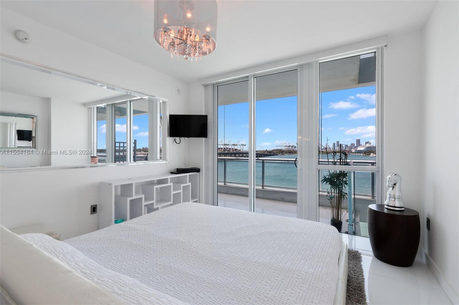540 West Ave # 513