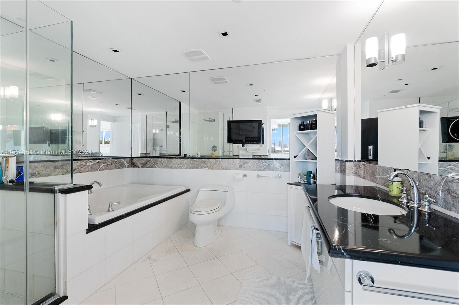 540 West Ave # 513