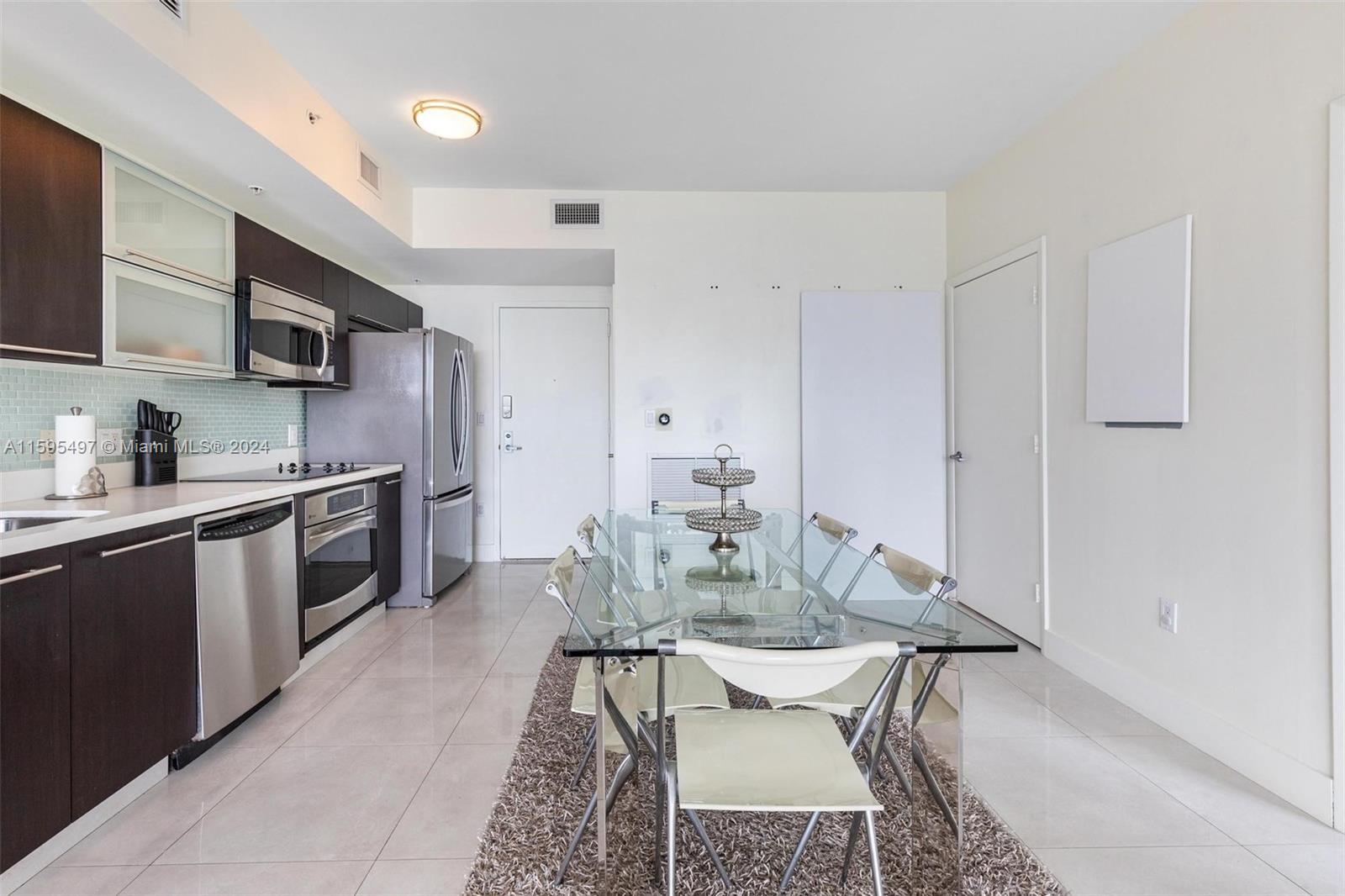 90 SW 3rd St # 4103