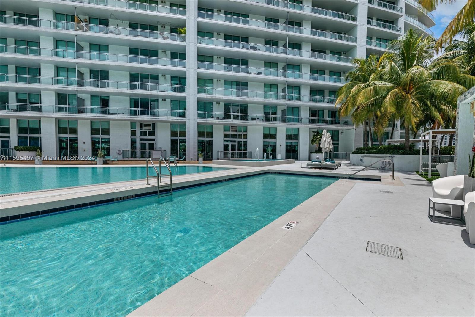 90 SW 3rd St # 4103