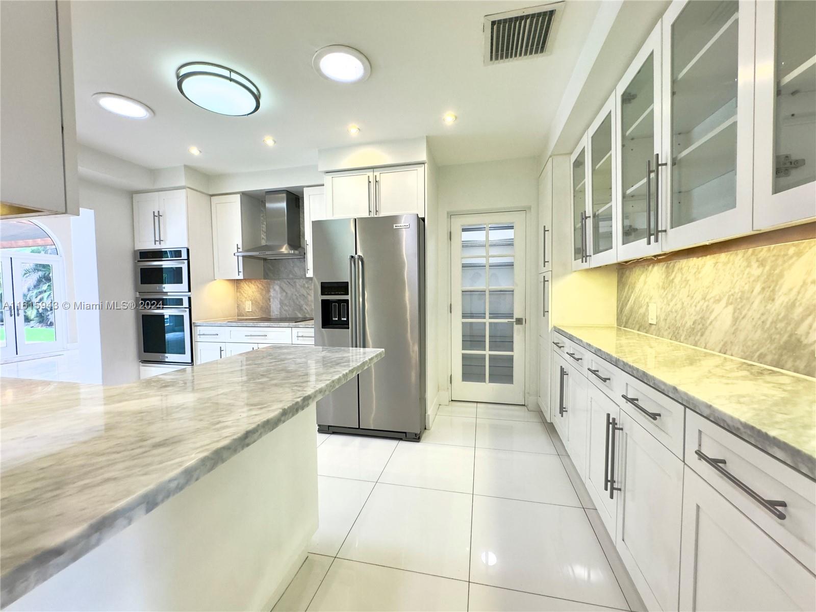 530 Sabal Palm Rd