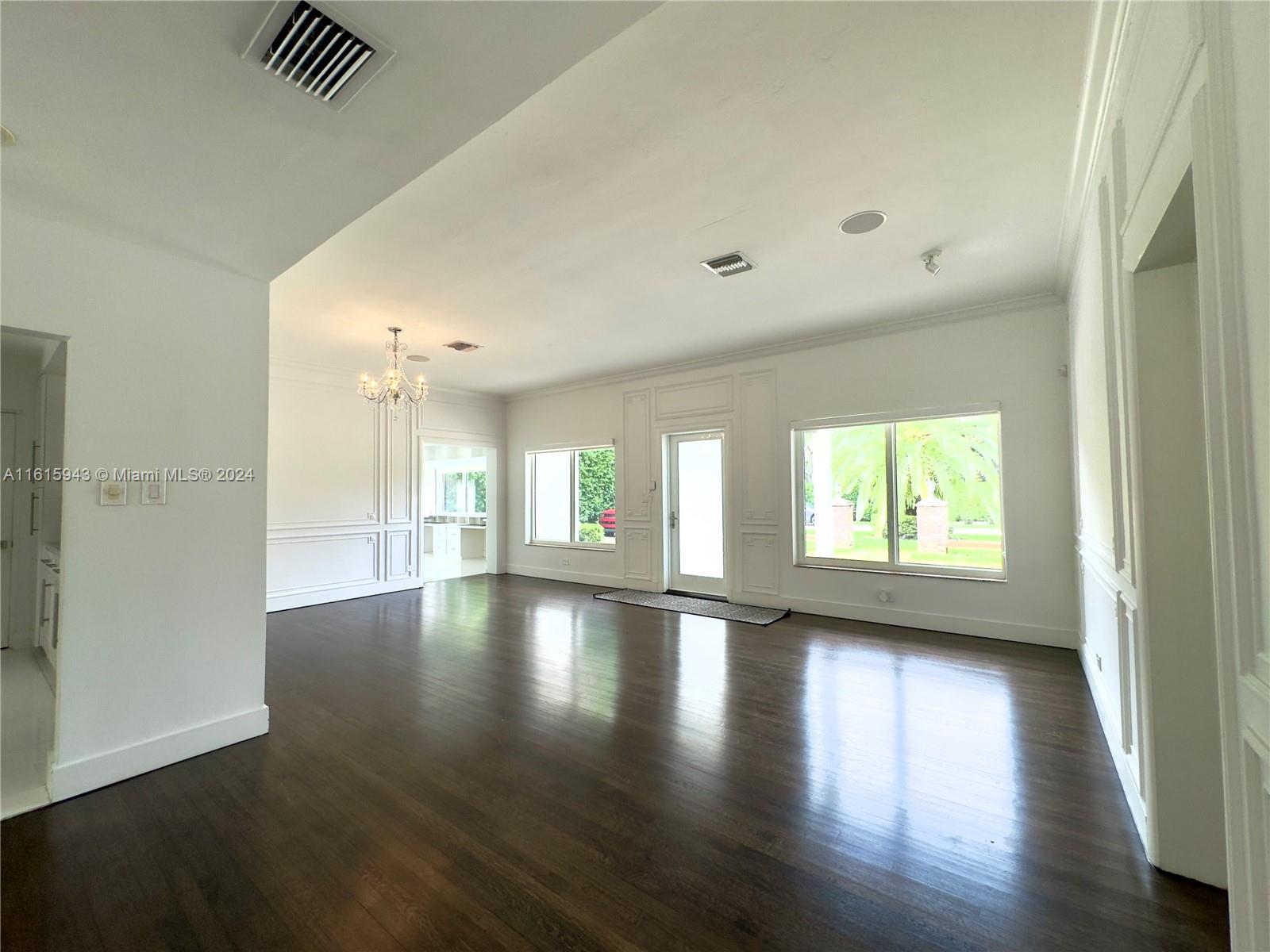 530 Sabal Palm Rd