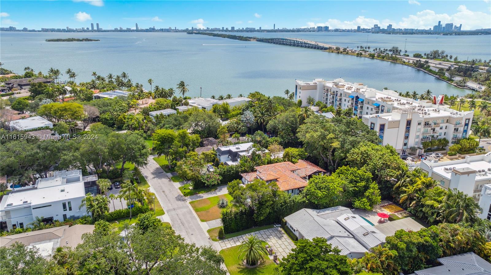 530 Sabal Palm Rd