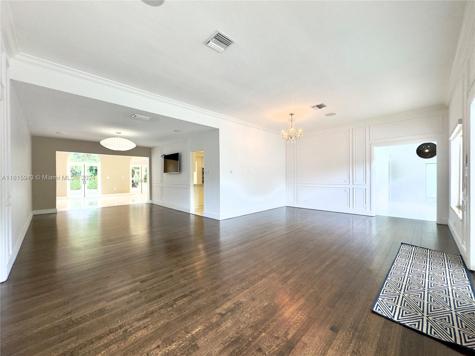530 Sabal Palm Rd