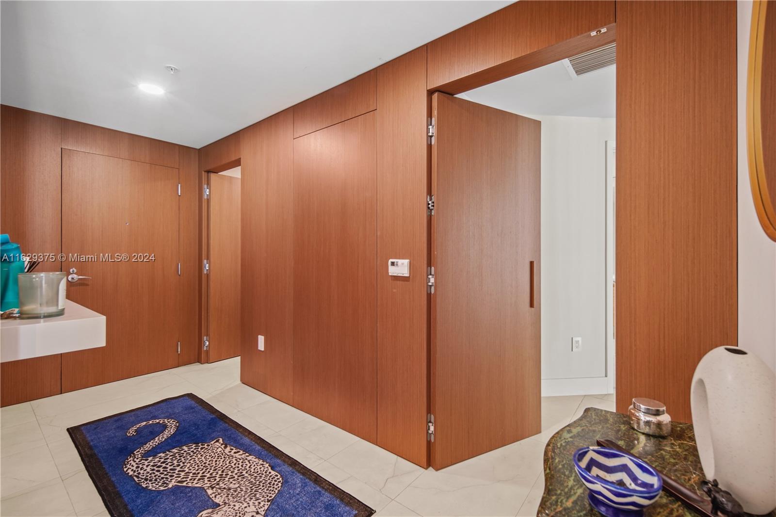 17111 Biscayne Blvd # 1805