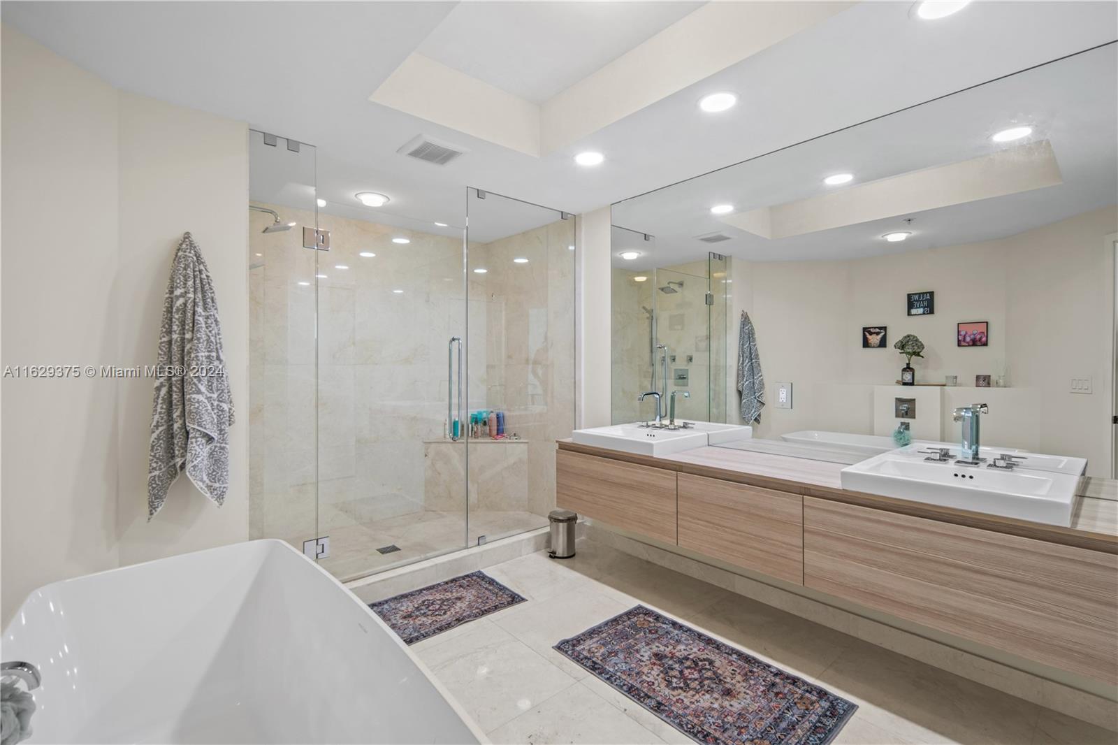 17111 Biscayne Blvd # 1805