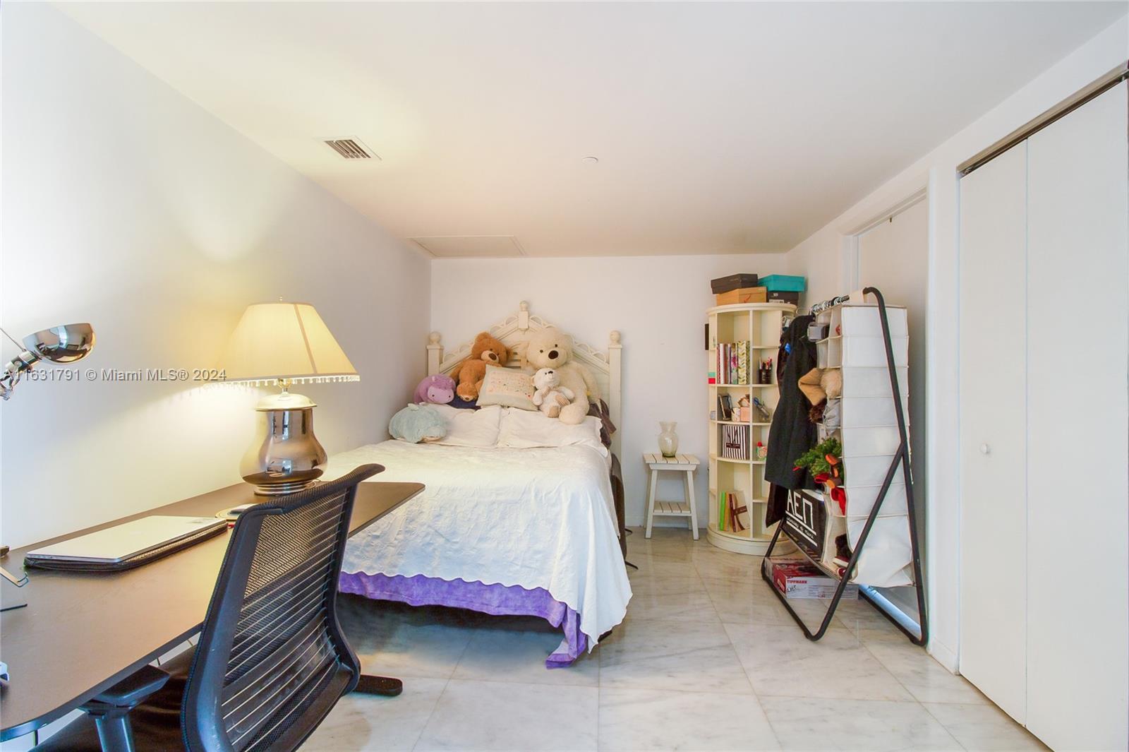 495 Brickell Ave # 3803