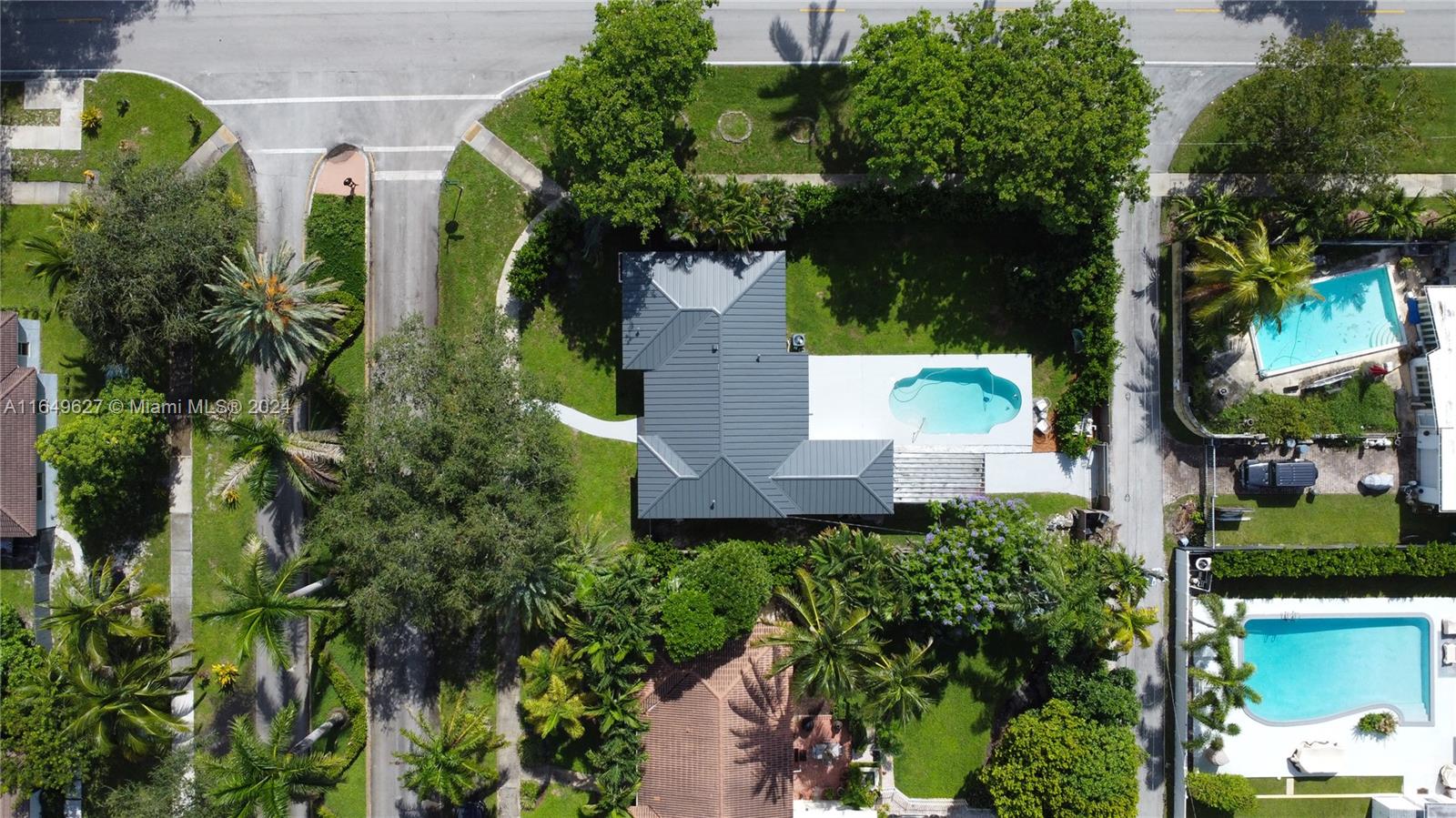 2 NW 109th St