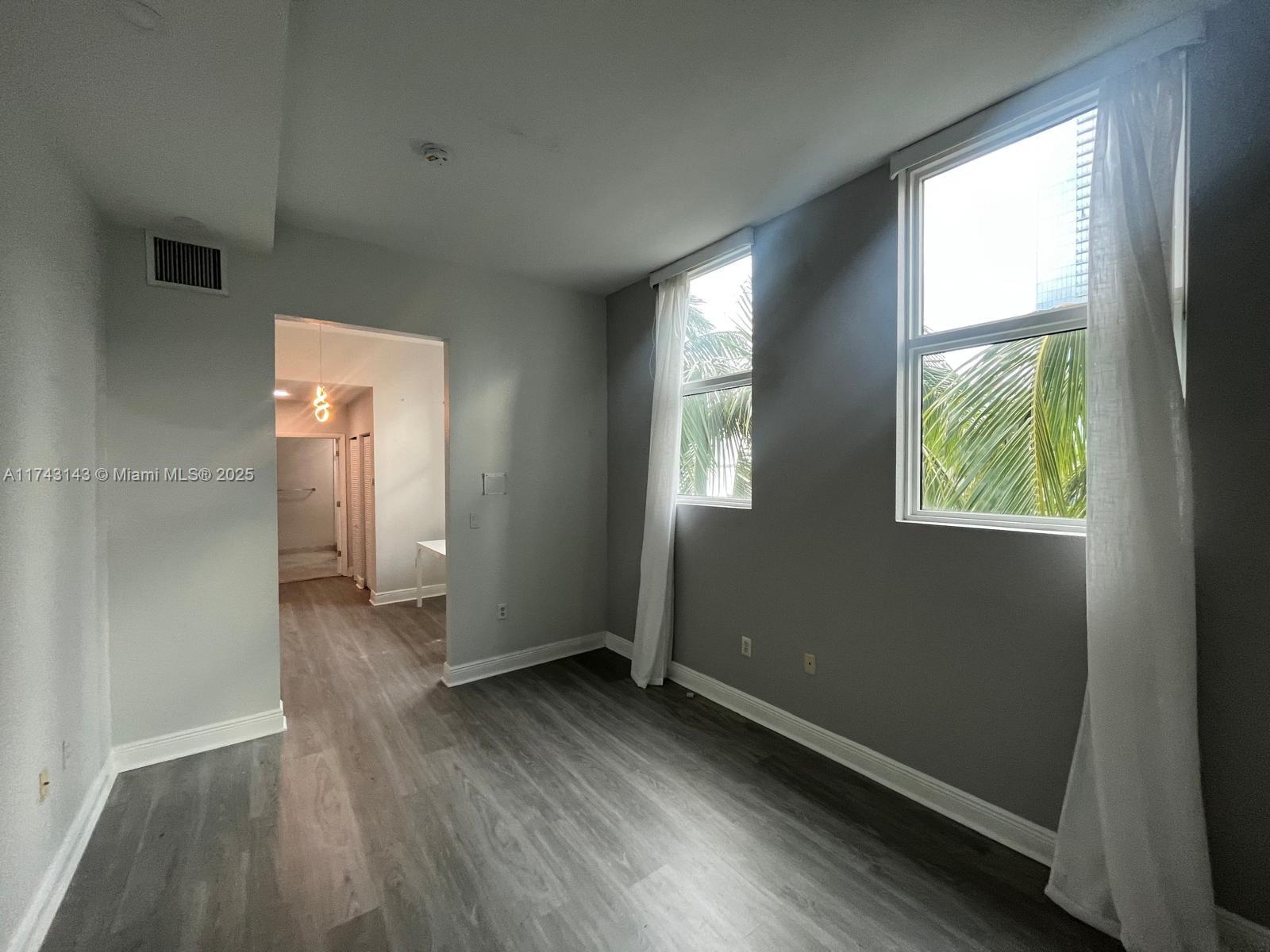 500 NE 29th St Unit: TH1