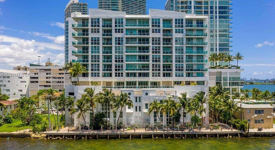 500 NE 29th St Unit: TH1