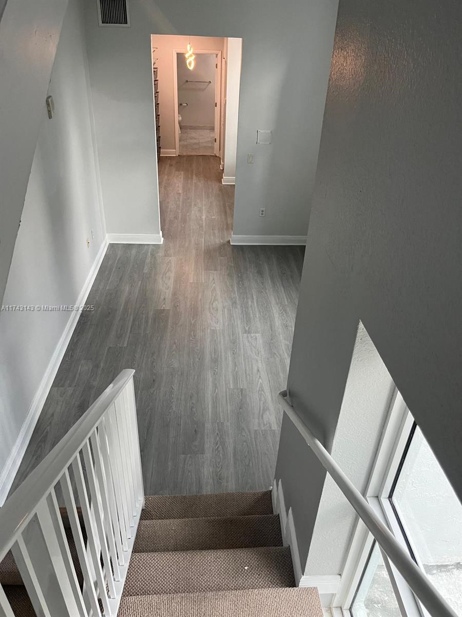 500 NE 29th St Unit: TH1