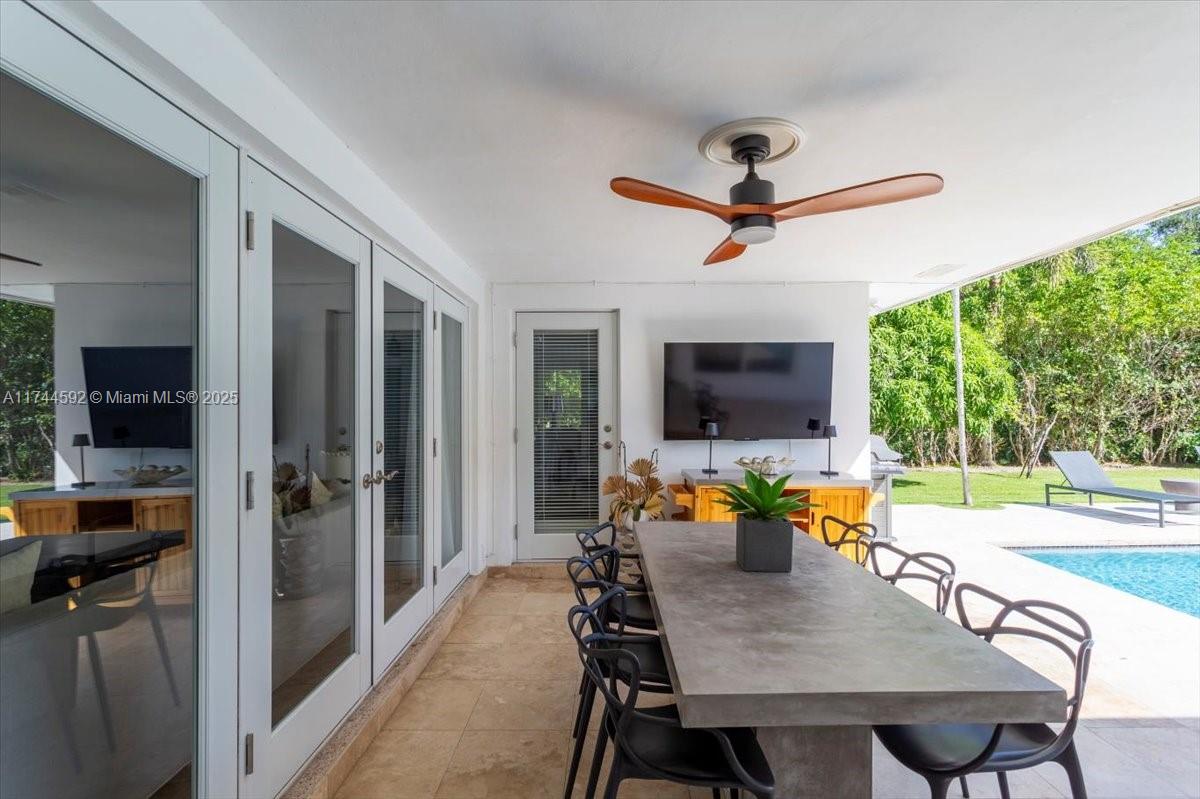 550 Pidgeon Plum Ln