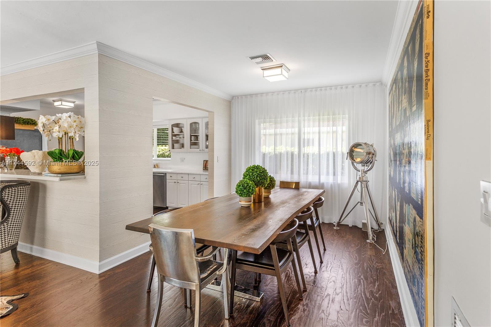 550 Pidgeon Plum Ln