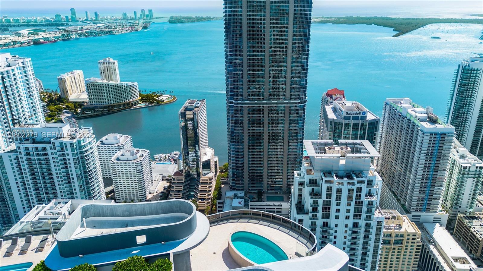 1000 Brickell Plz Unit: UPH6201