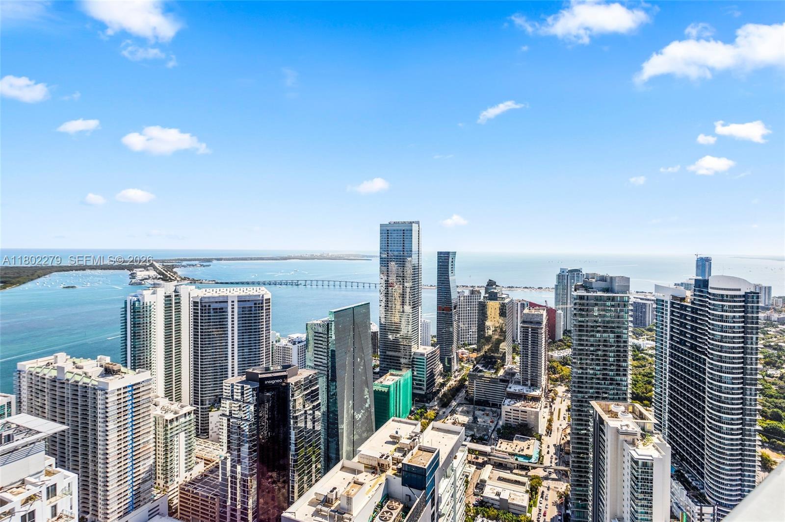 1000 Brickell Plz Unit: UPH6201