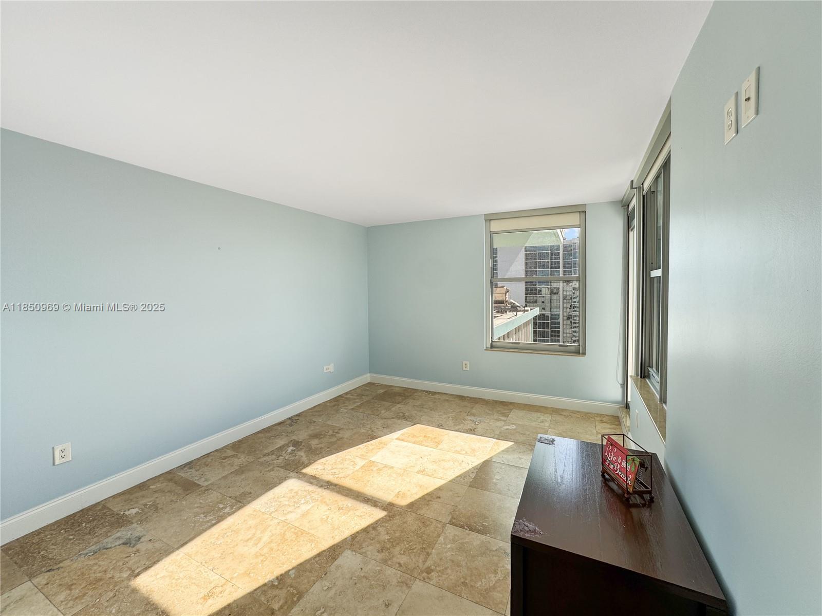 2899 Collins Ave # F Unit: PH F