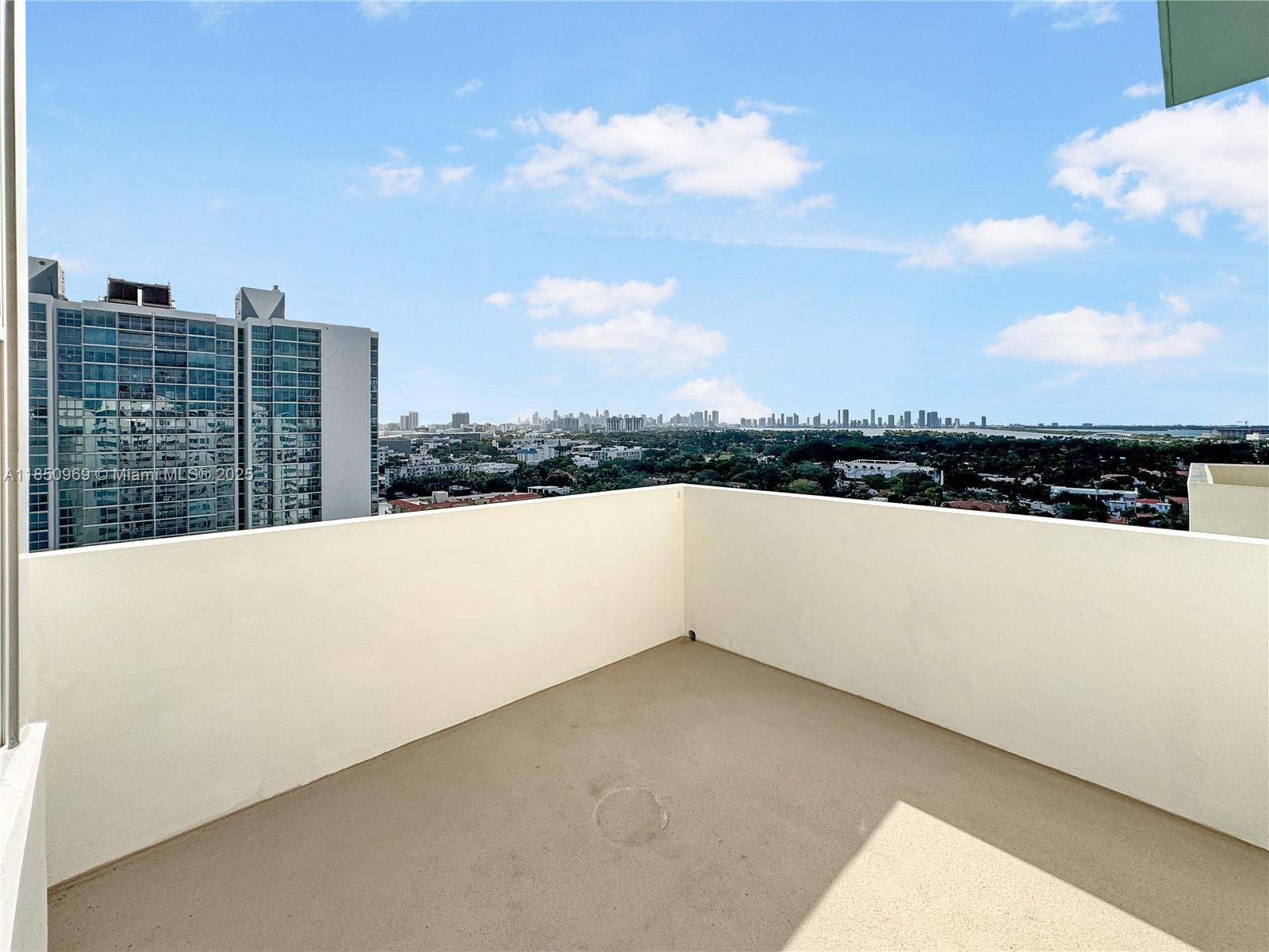 2899 Collins Ave # F Unit: PH F
