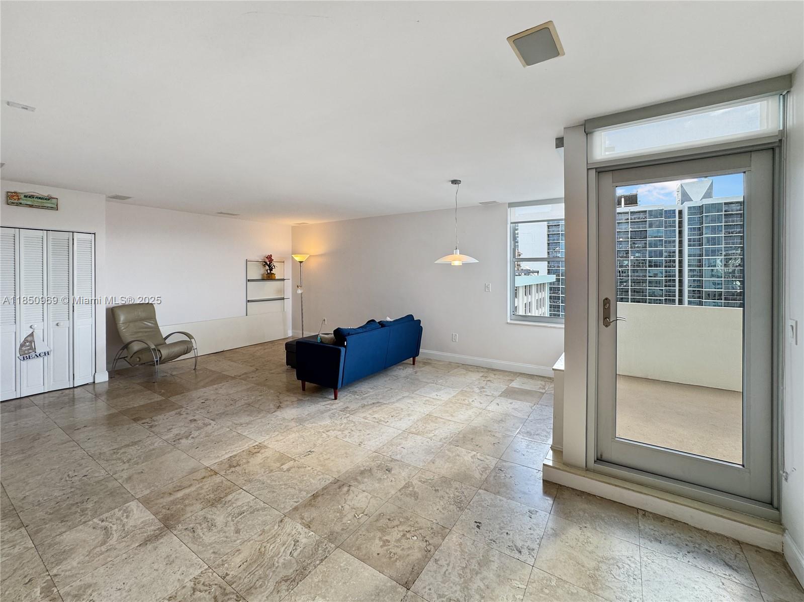 2899 Collins Ave # F Unit: PH F