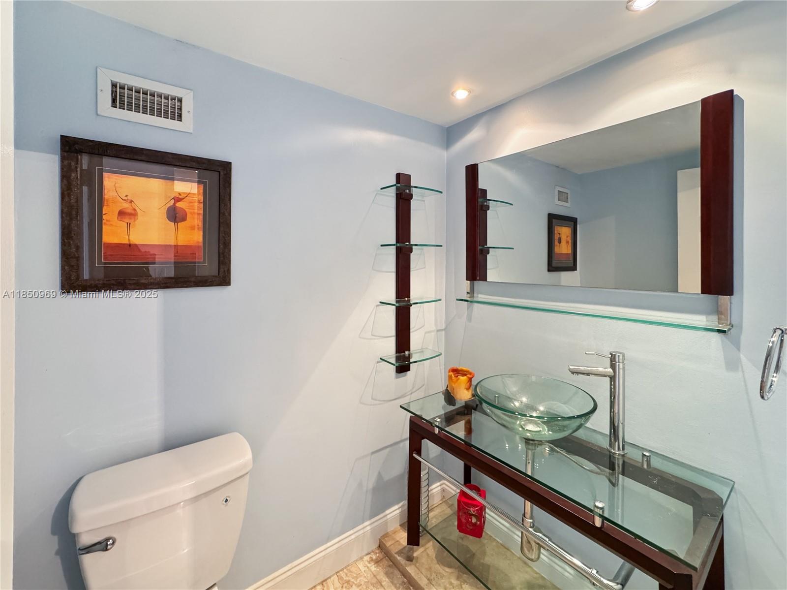 2899 Collins Ave # F Unit: PH F