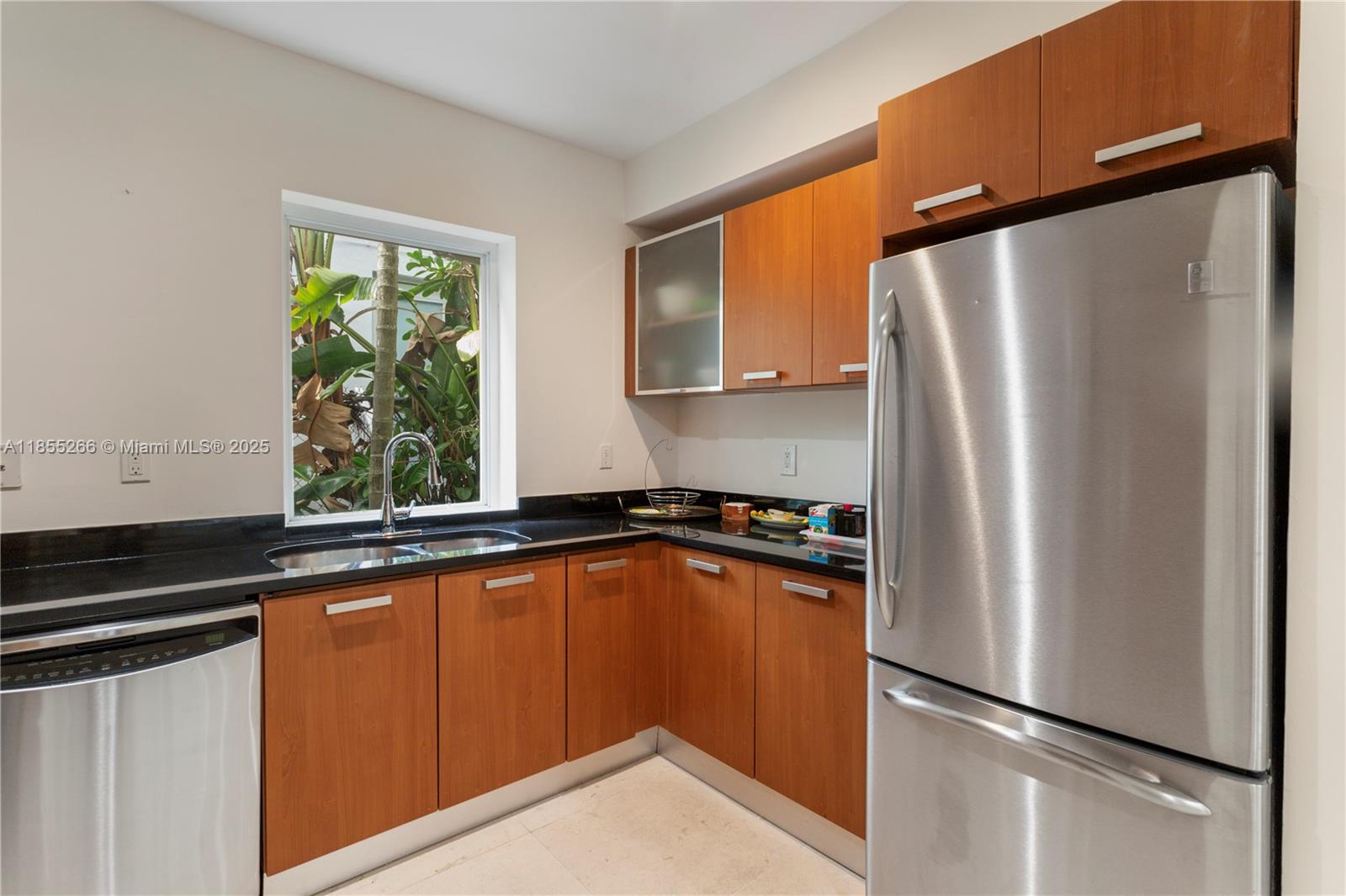 234 Meridian Ave # 3