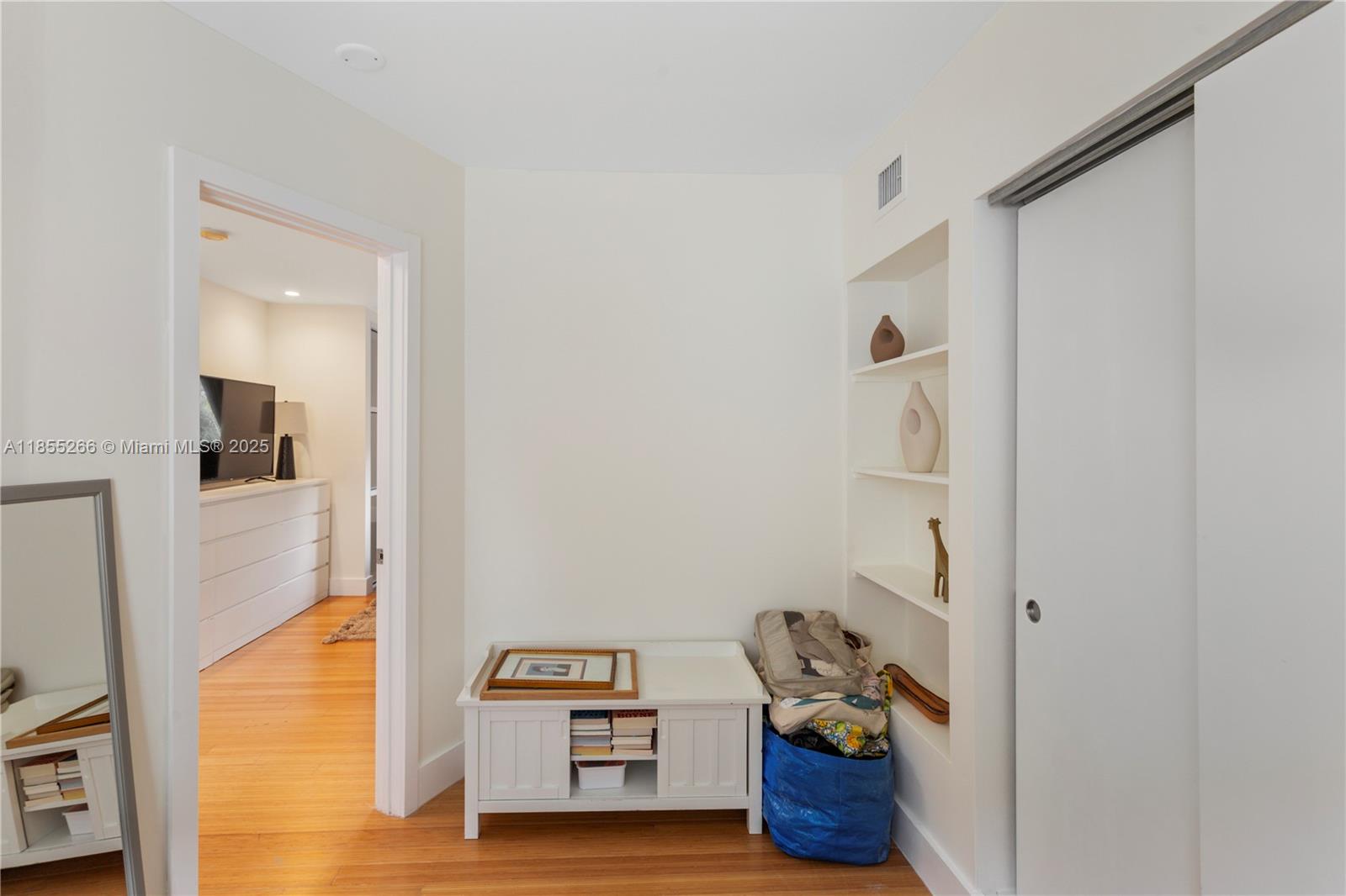 234 Meridian Ave # 3
