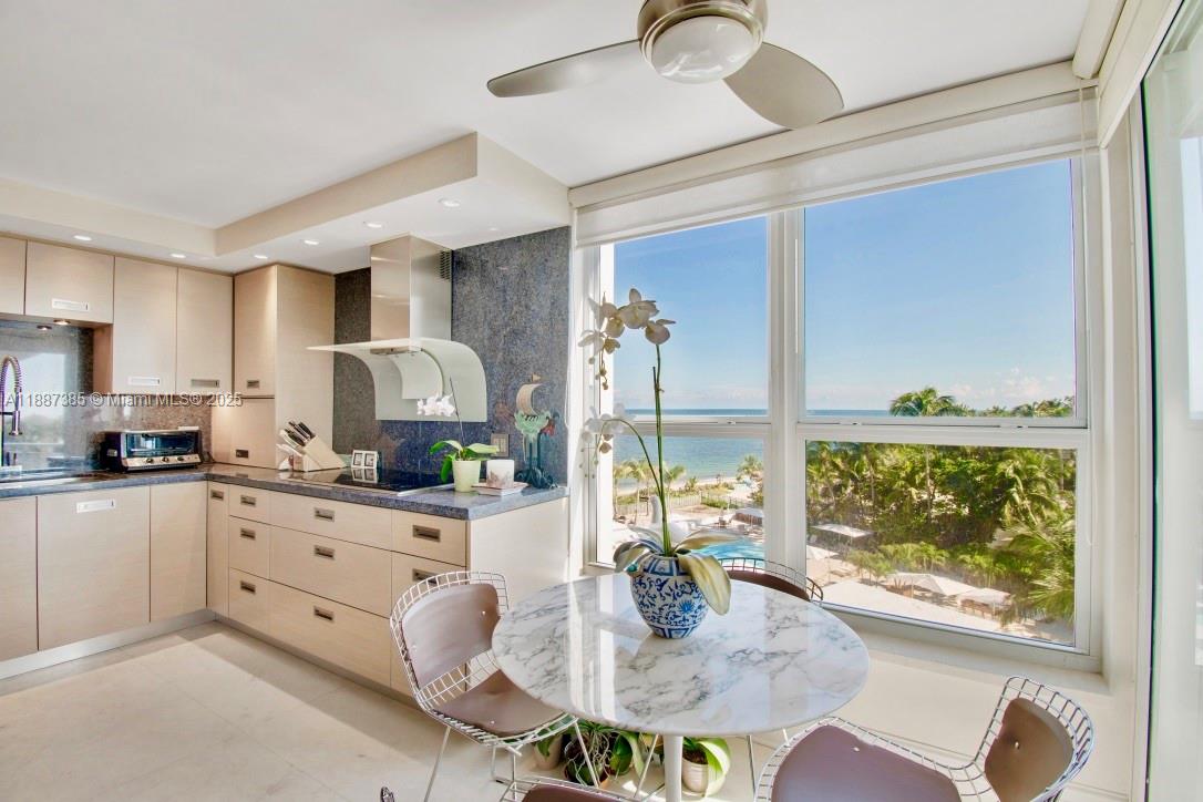 613 Ocean Dr # 6D