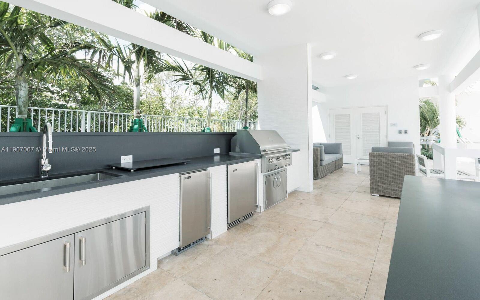 17111 Biscayne Blvd # 1805