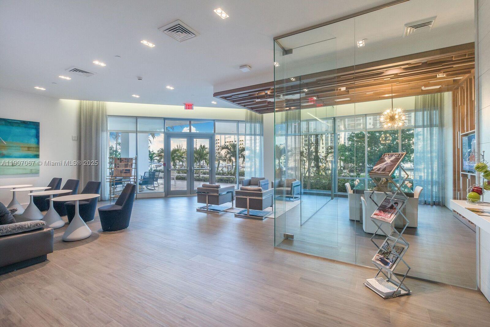17111 Biscayne Blvd # 1805