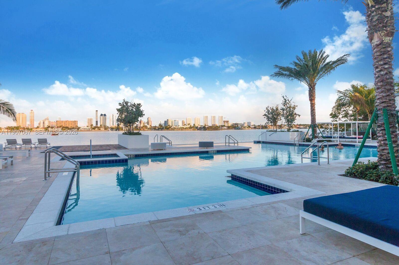 17111 Biscayne Blvd # 1805