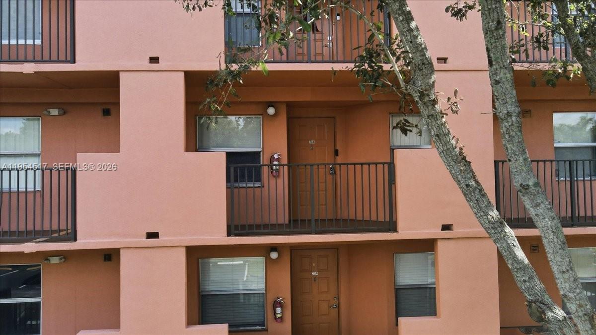 601 SW 142nd Ave # 304Q