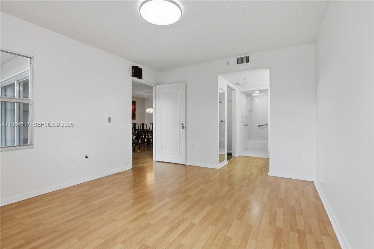 601 SW 142nd Ave # 304Q