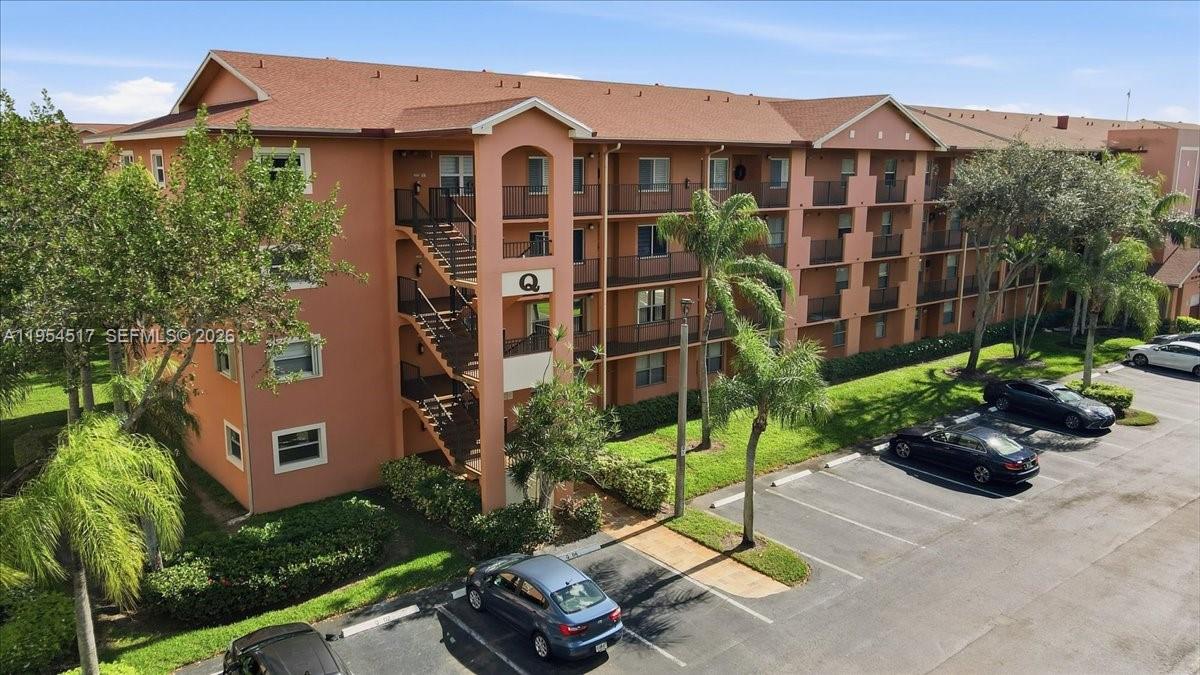 601 SW 142nd Ave # 304Q
