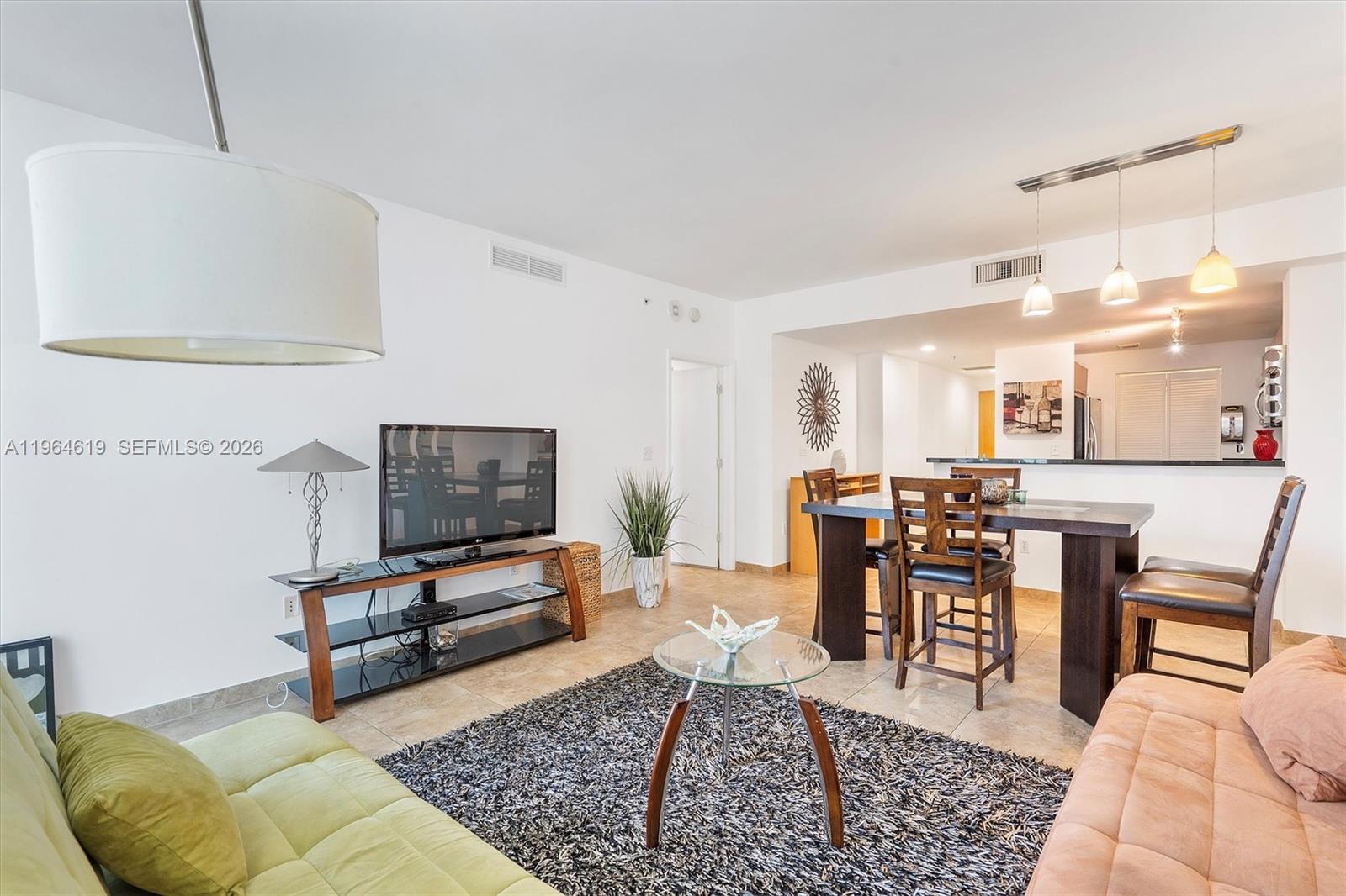 244 Biscayne Blvd # 1906