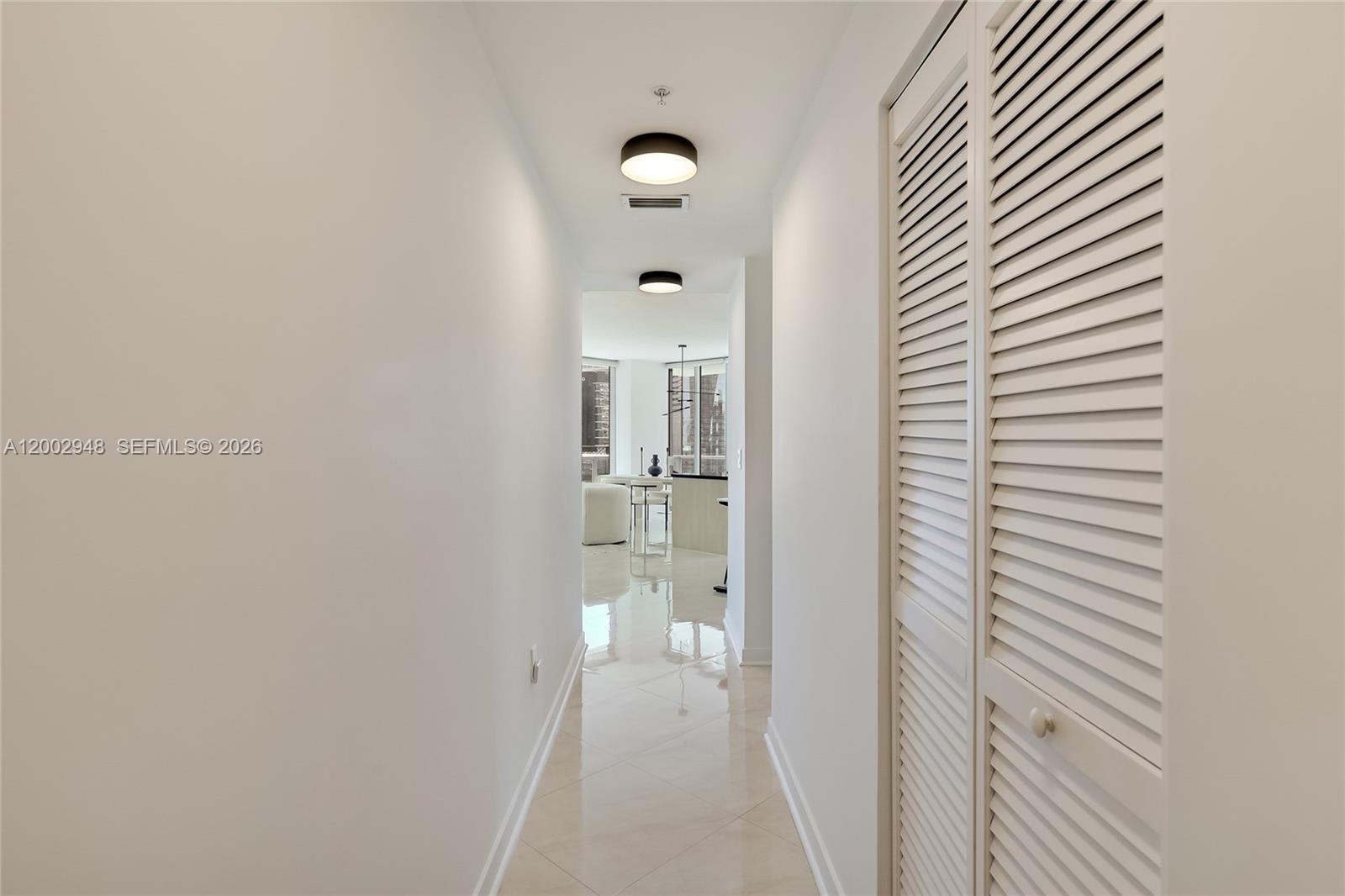 1111 SW 1st Ave Unit: 2719-N
