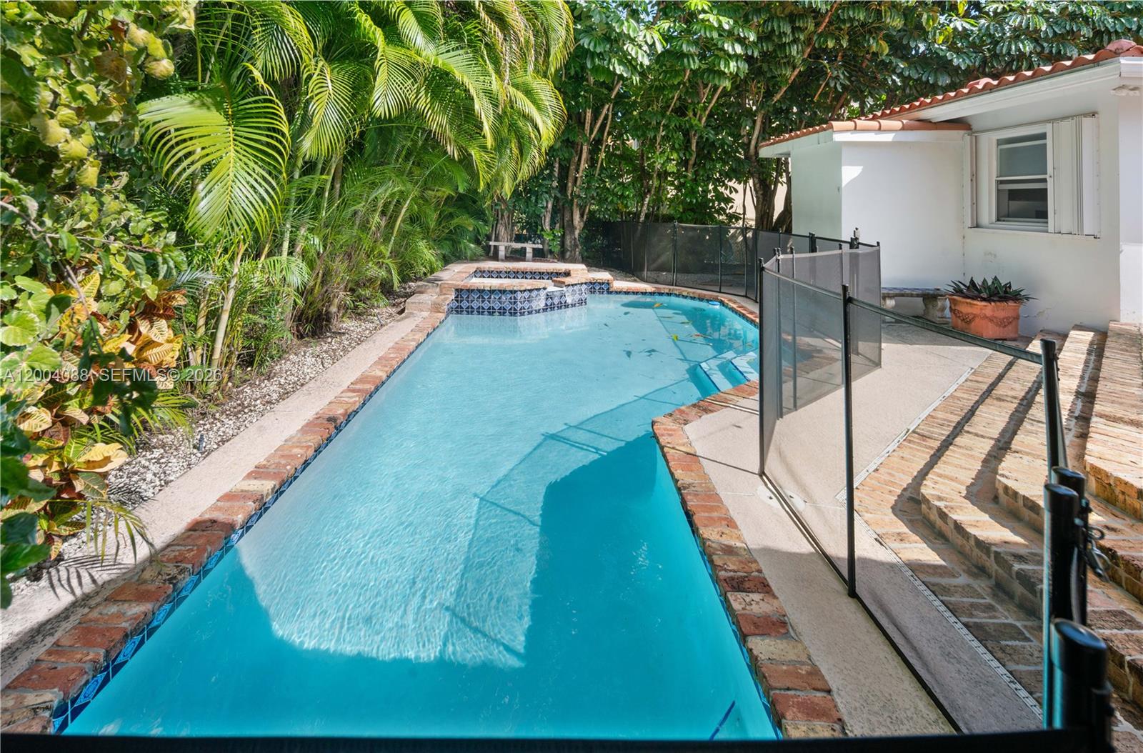 1425 Trillo Ave Unit: -