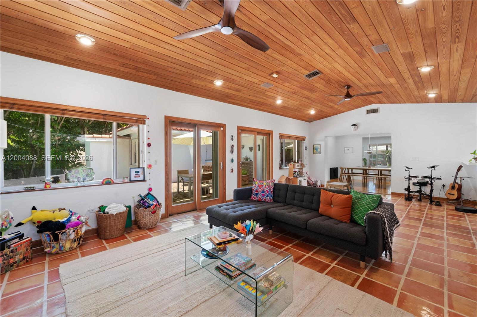 1425 Trillo Ave Unit: -