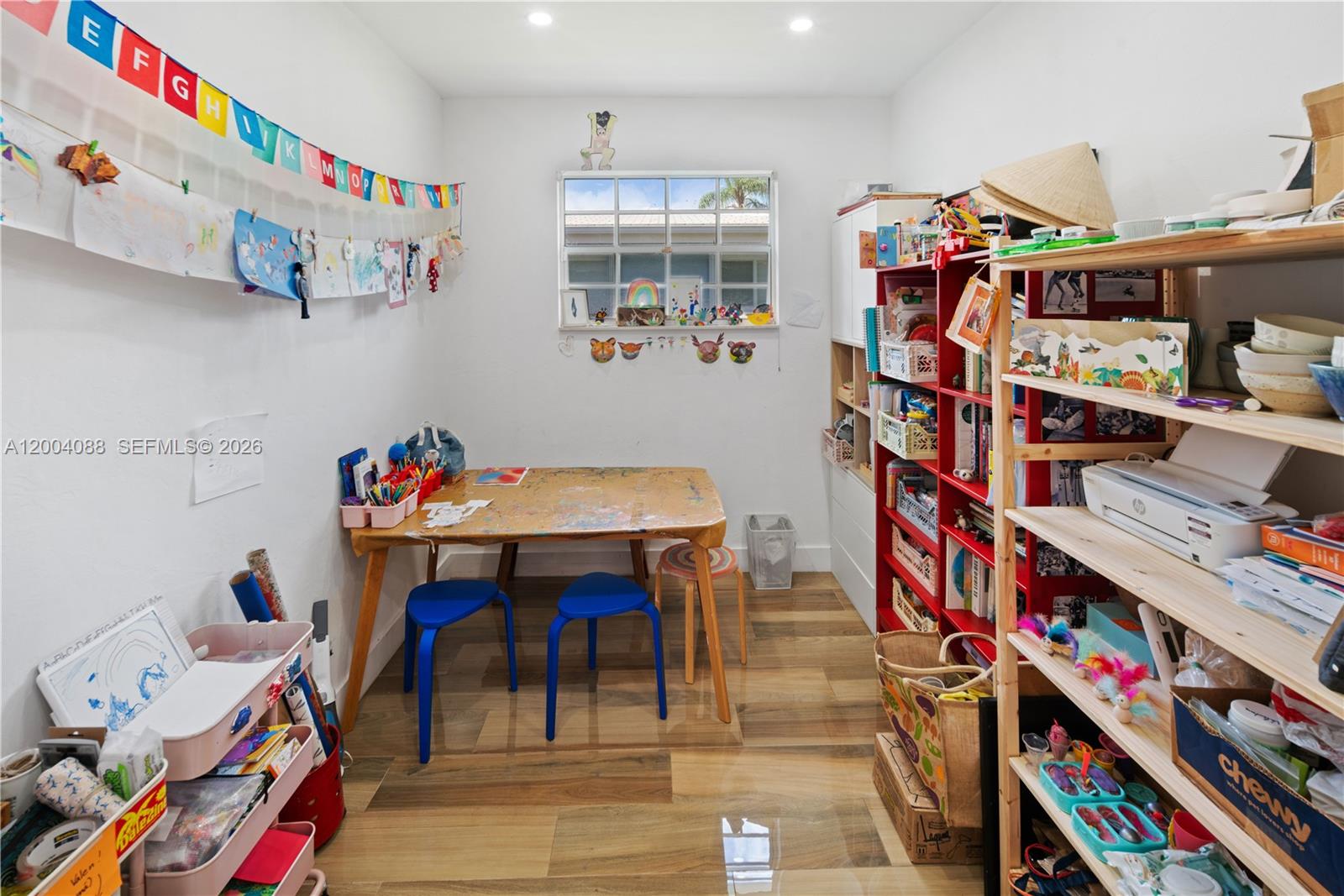 1425 Trillo Ave Unit: -