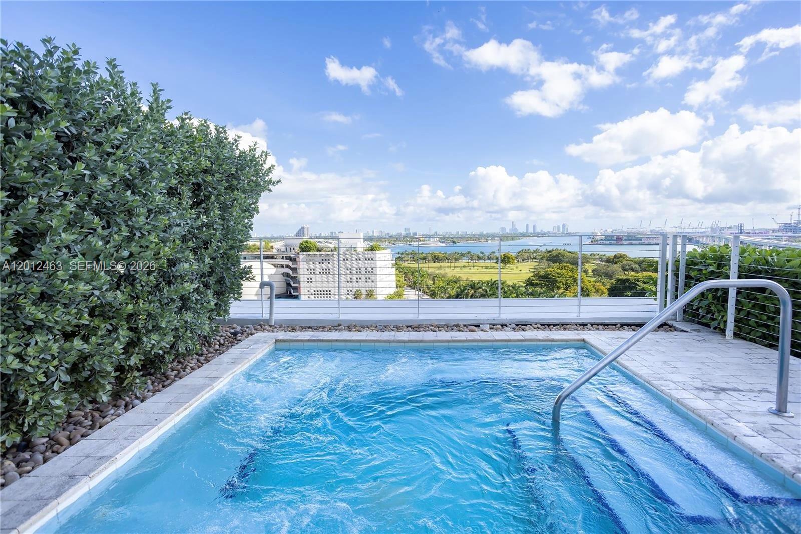 1040 Biscayne Blvd # 1602